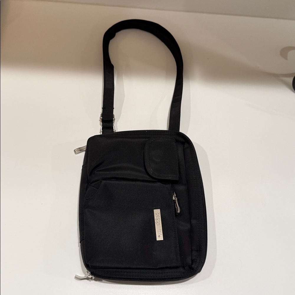 Baggallini Small Black Convertible Crossbody Bag … - image 6